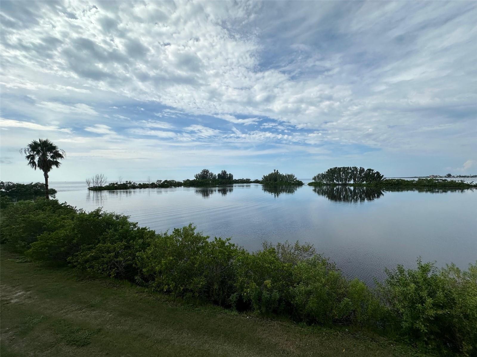 Image 21 of 44 For 5915 Sea Ranch Drive 610