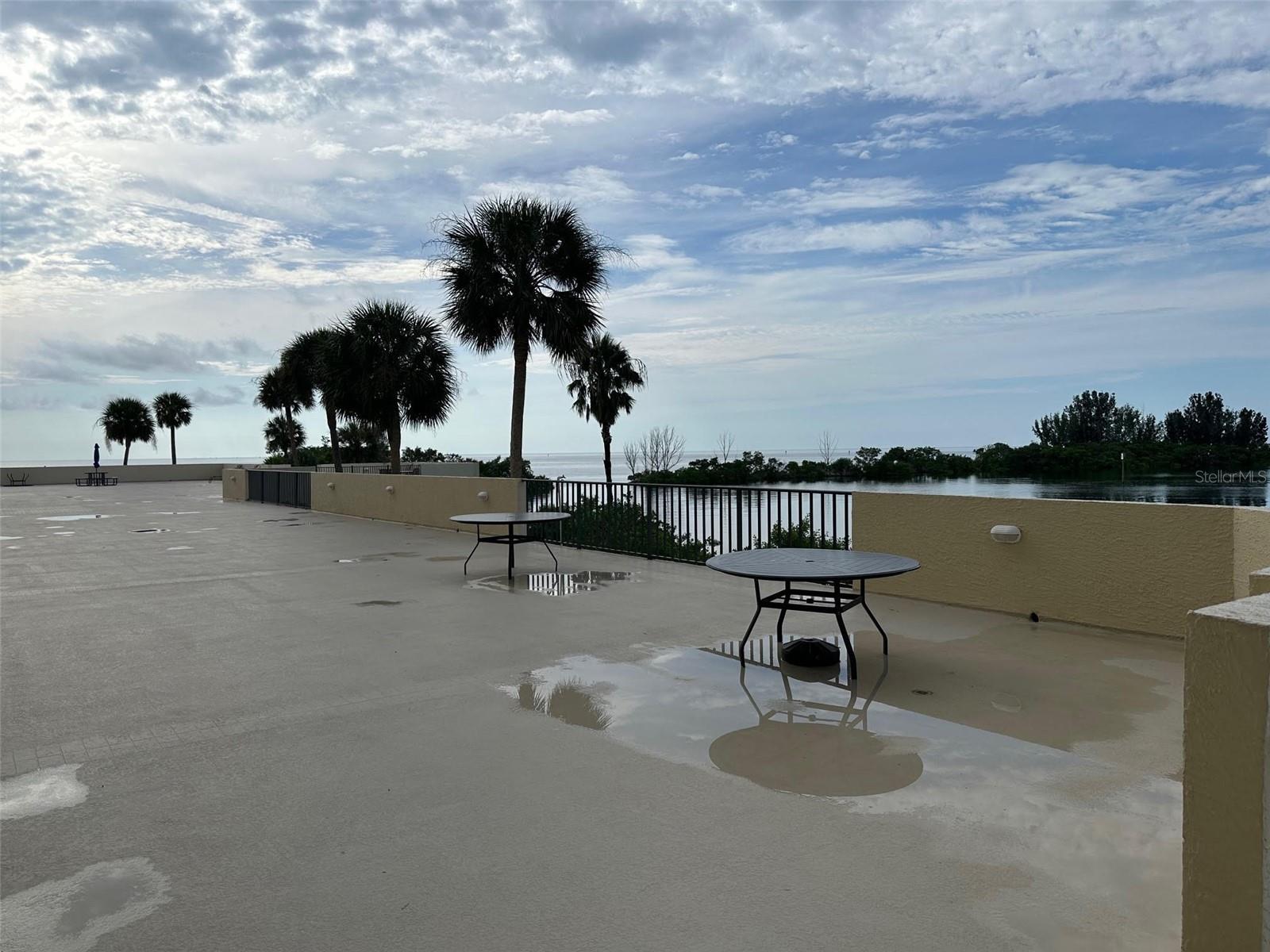 Image 28 of 44 For 5915 Sea Ranch Drive 610