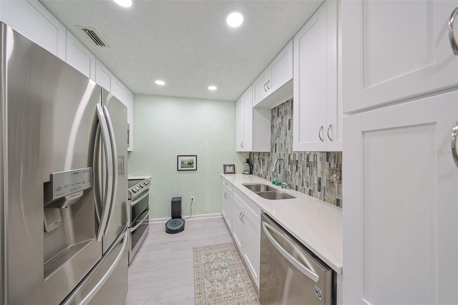 Image 10 of 85 For 1902 Dandridge Street 24