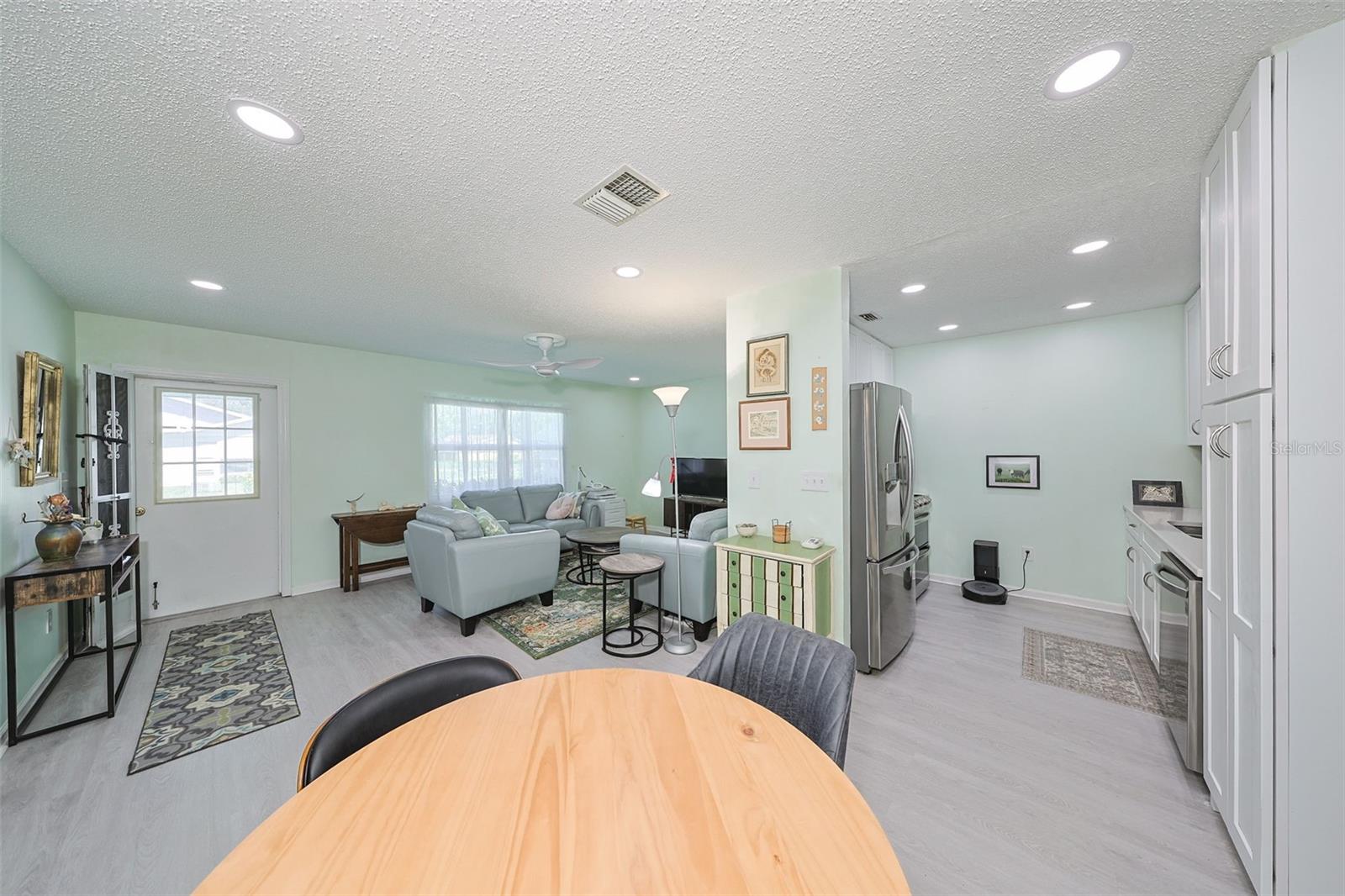 Image 17 of 85 For 1902 Dandridge Street 24