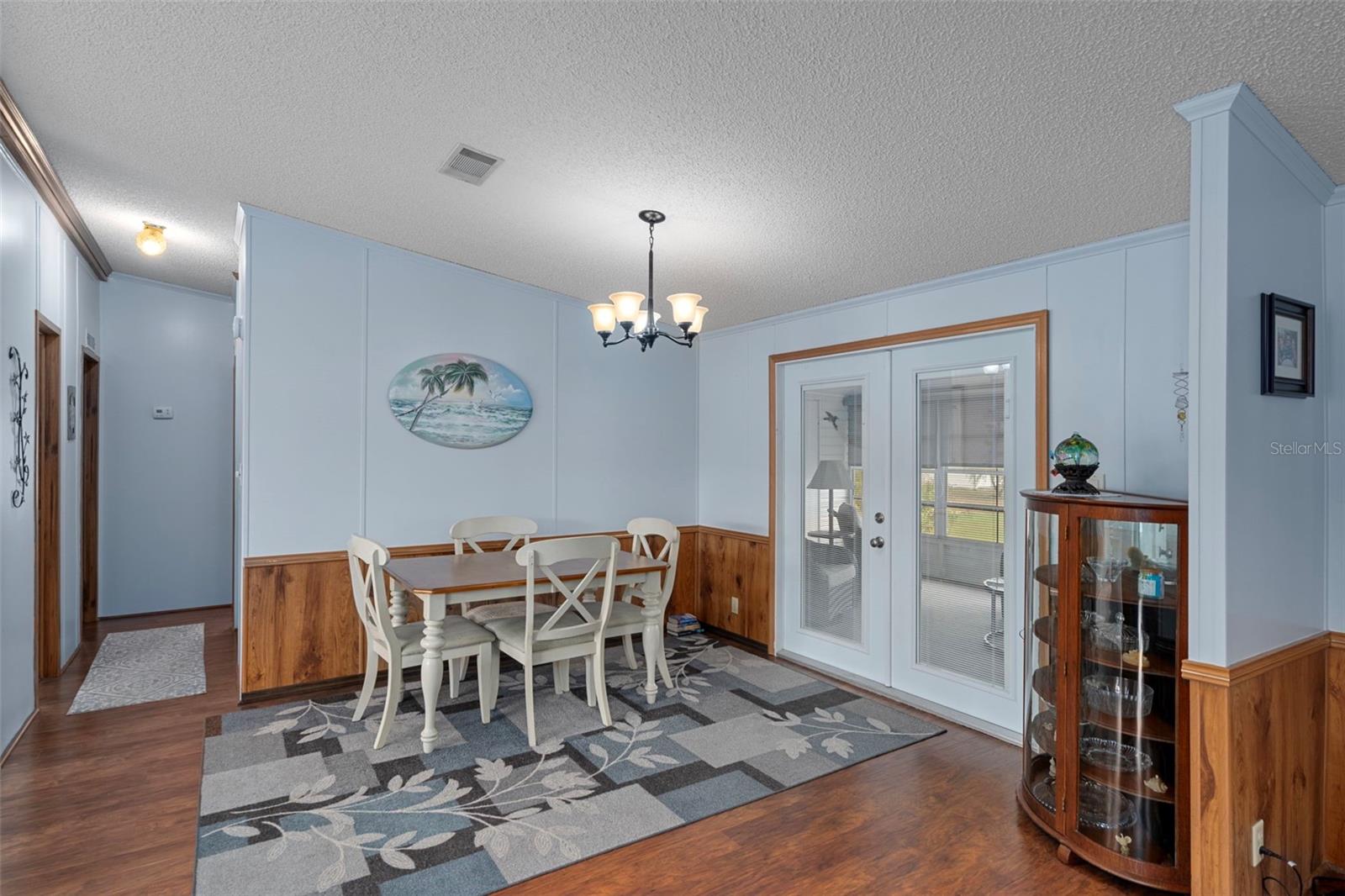 Image 11 of 38 For 14227 Adair Street