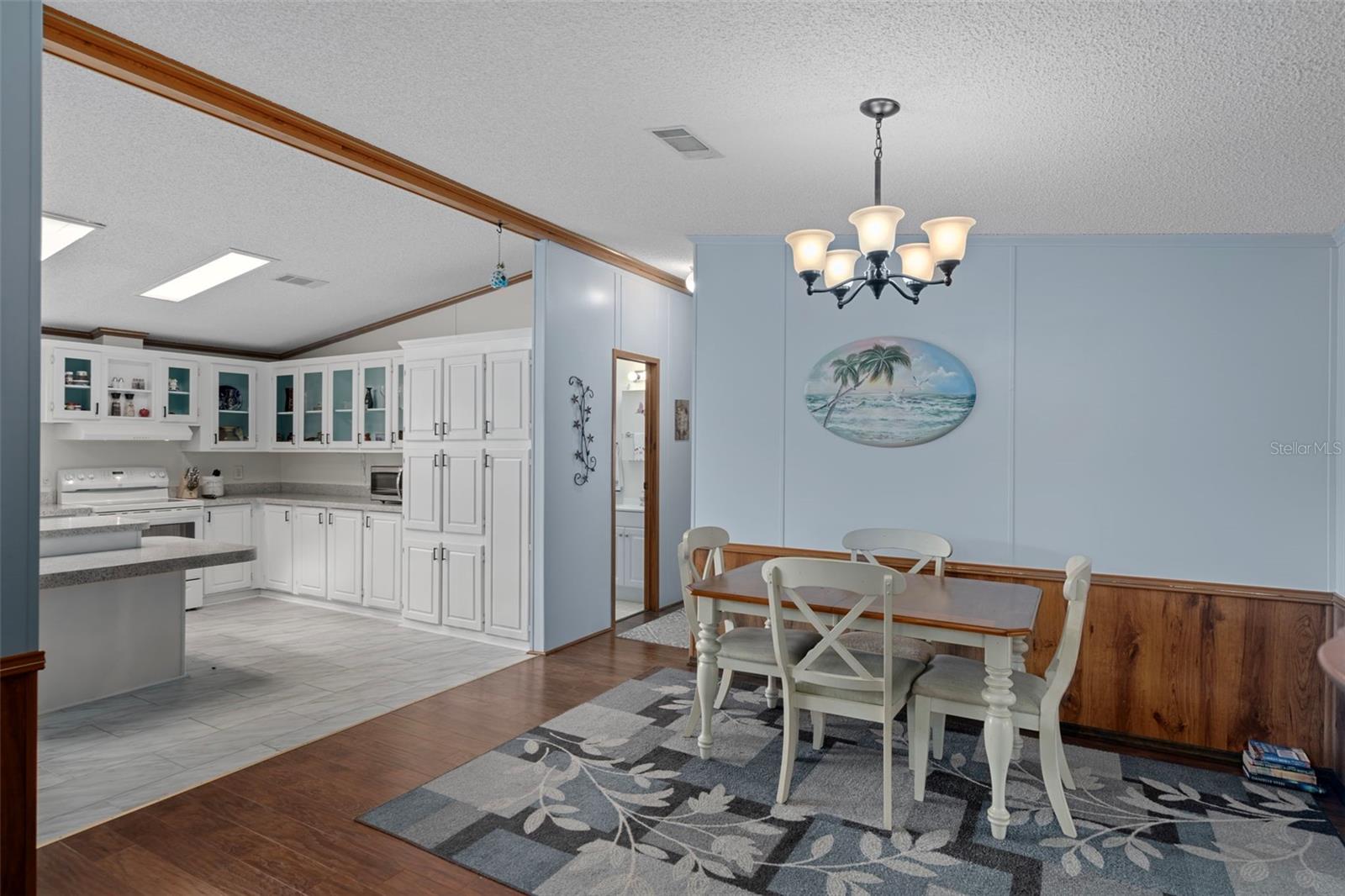 Image 12 of 38 For 14227 Adair Street