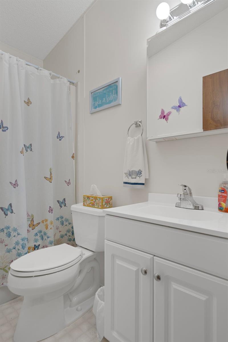 Image 19 of 38 For 14227 Adair Street