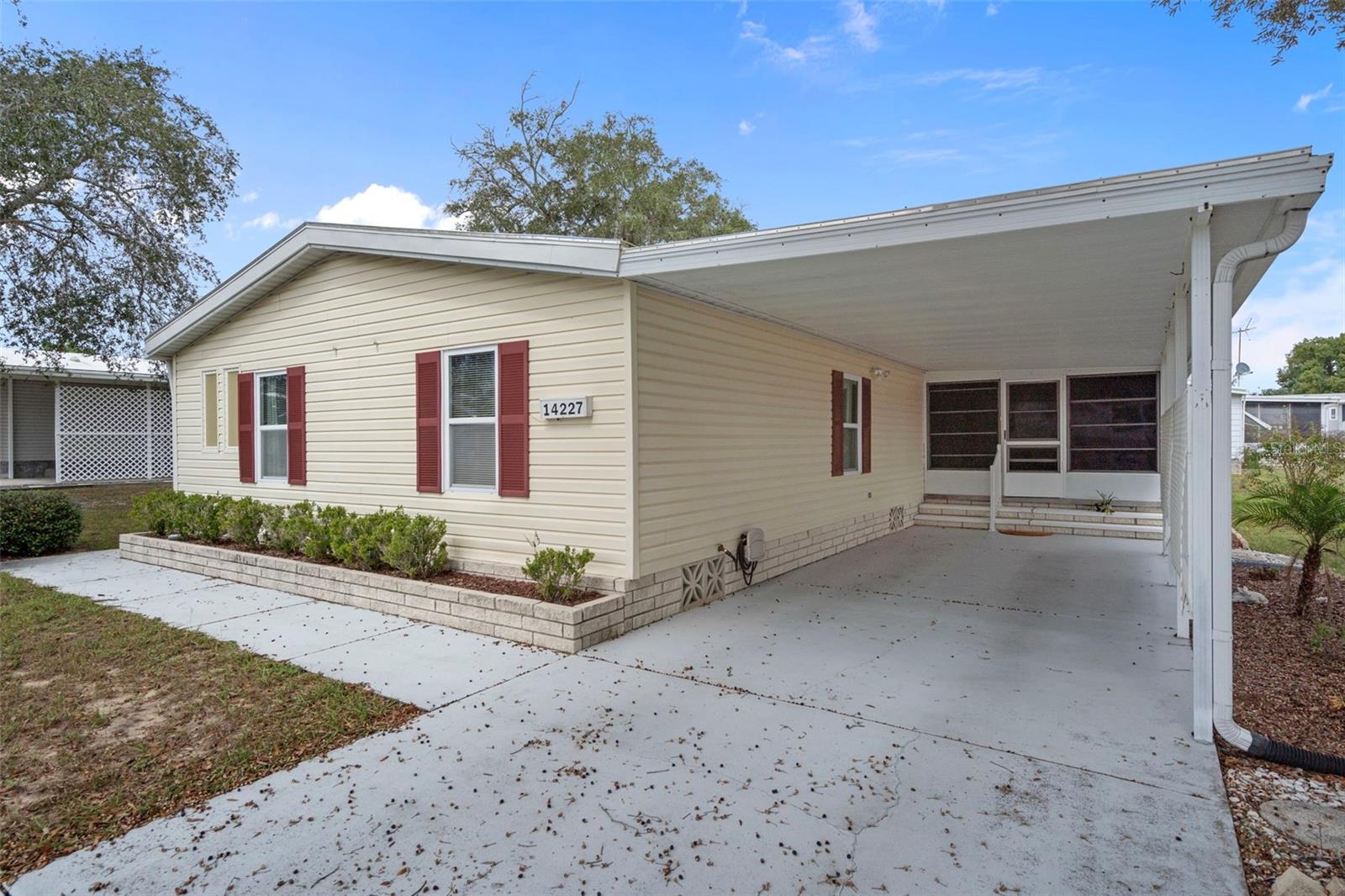 Image 4 of 38 For 14227 Adair Street