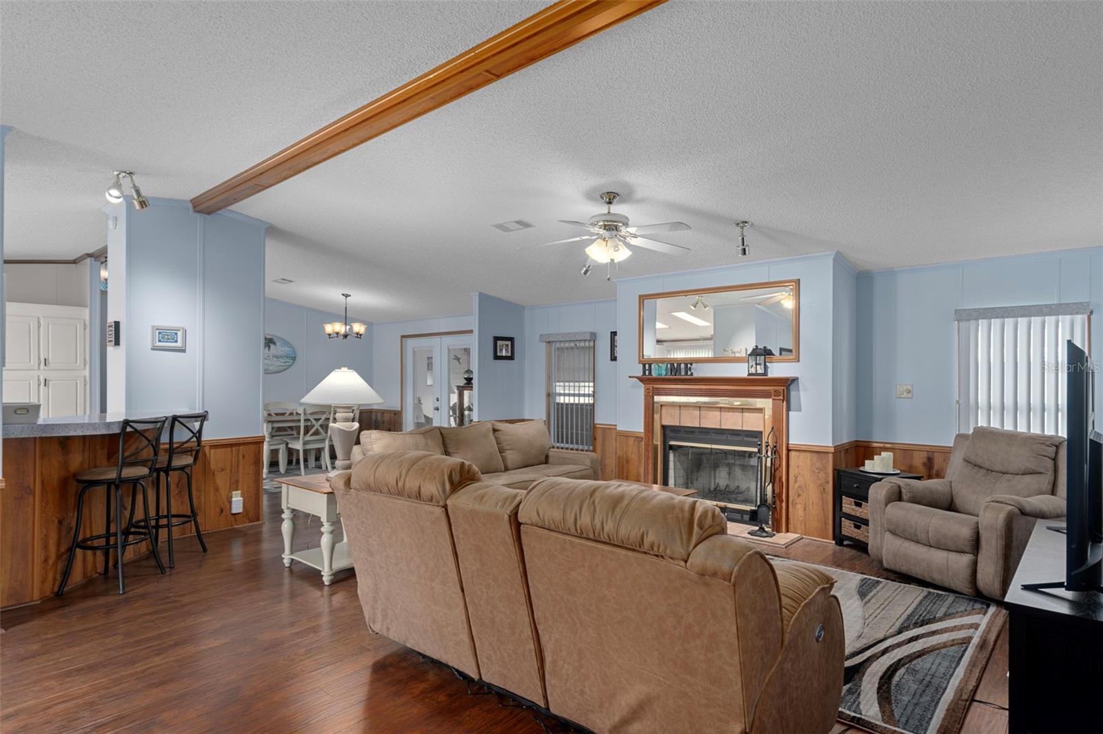 Image 8 of 38 For 14227 Adair Street