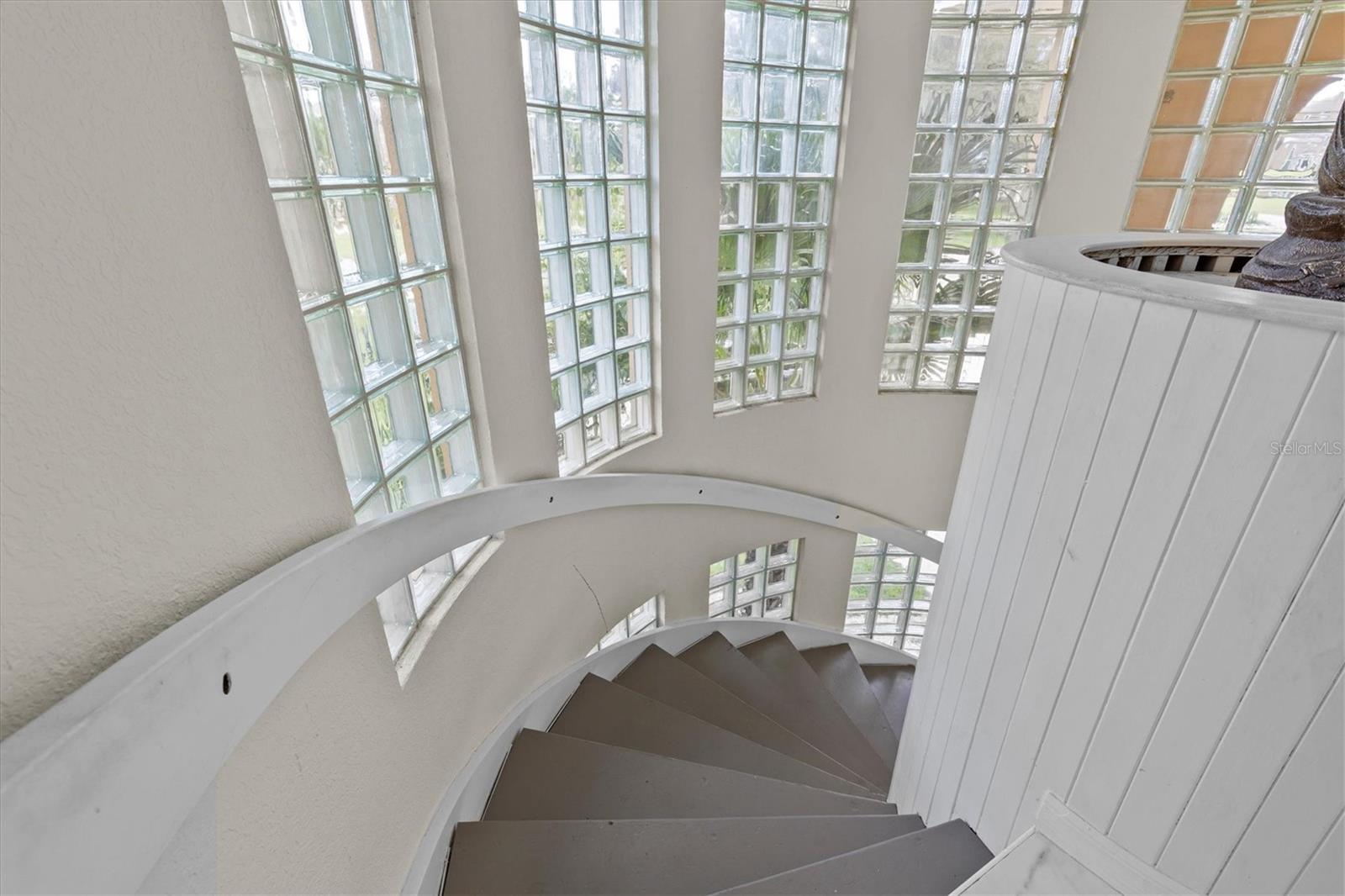 Image 17 of 82 For 1520 Jade Lane