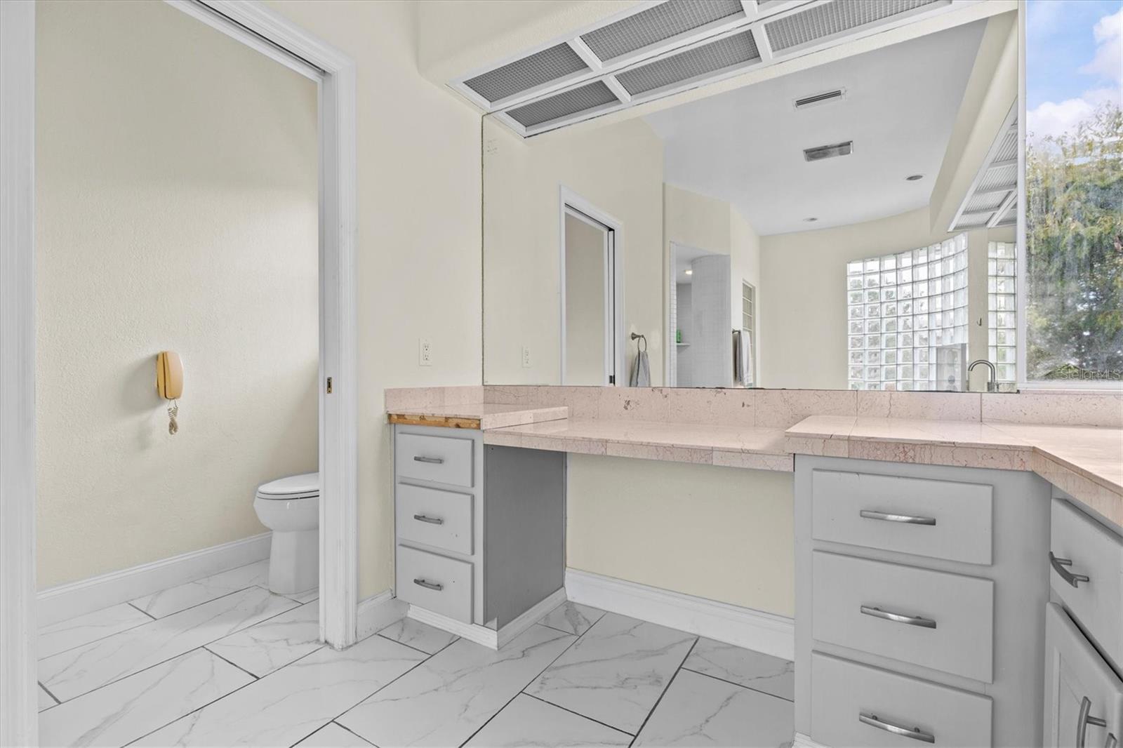 Image 24 of 82 For 1520 Jade Lane