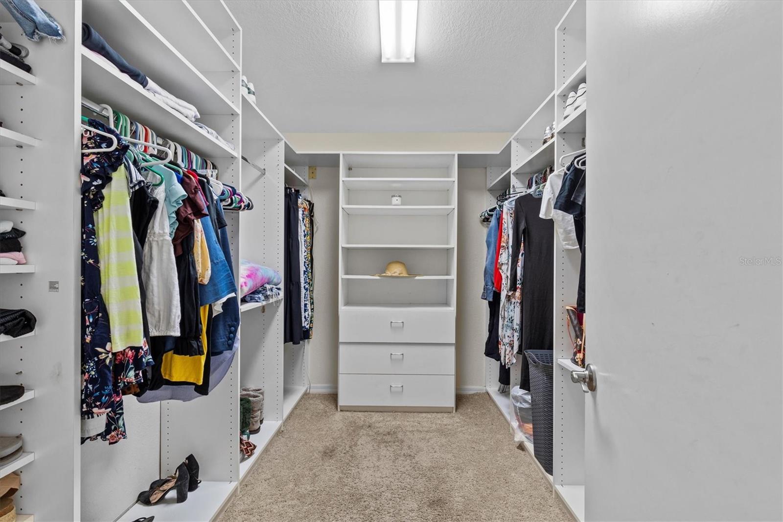 Image 28 of 82 For 1520 Jade Lane