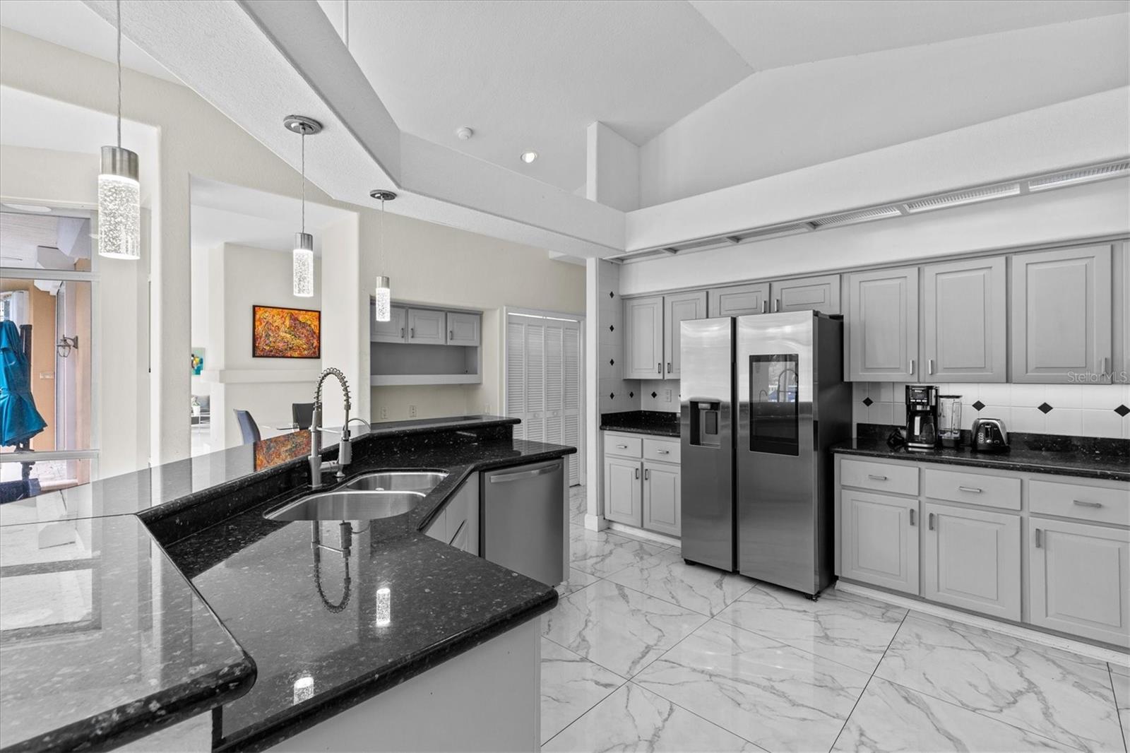 Image 37 of 82 For 1520 Jade Lane