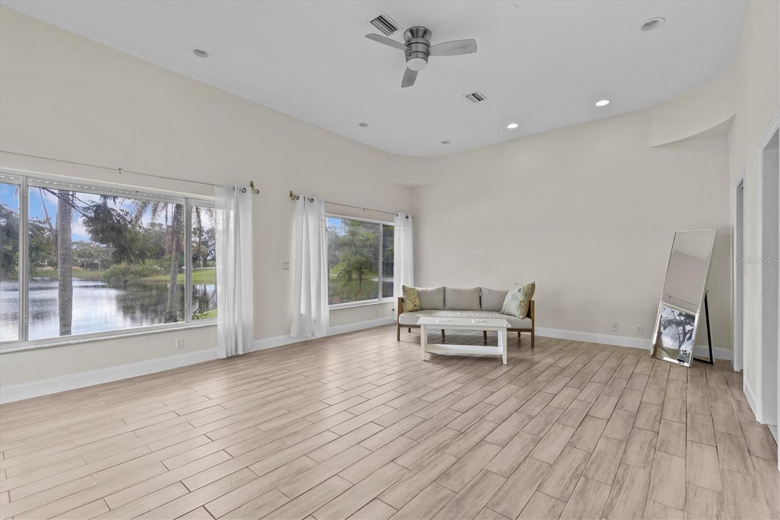 Image 55 of 82 For 1520 Jade Lane