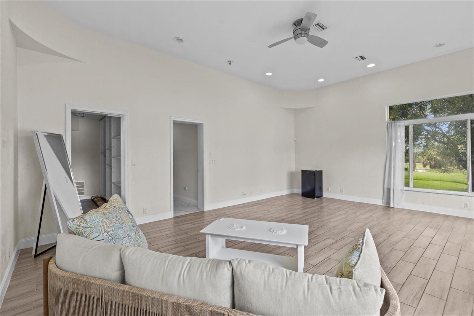 Image 56 of 82 For 1520 Jade Lane