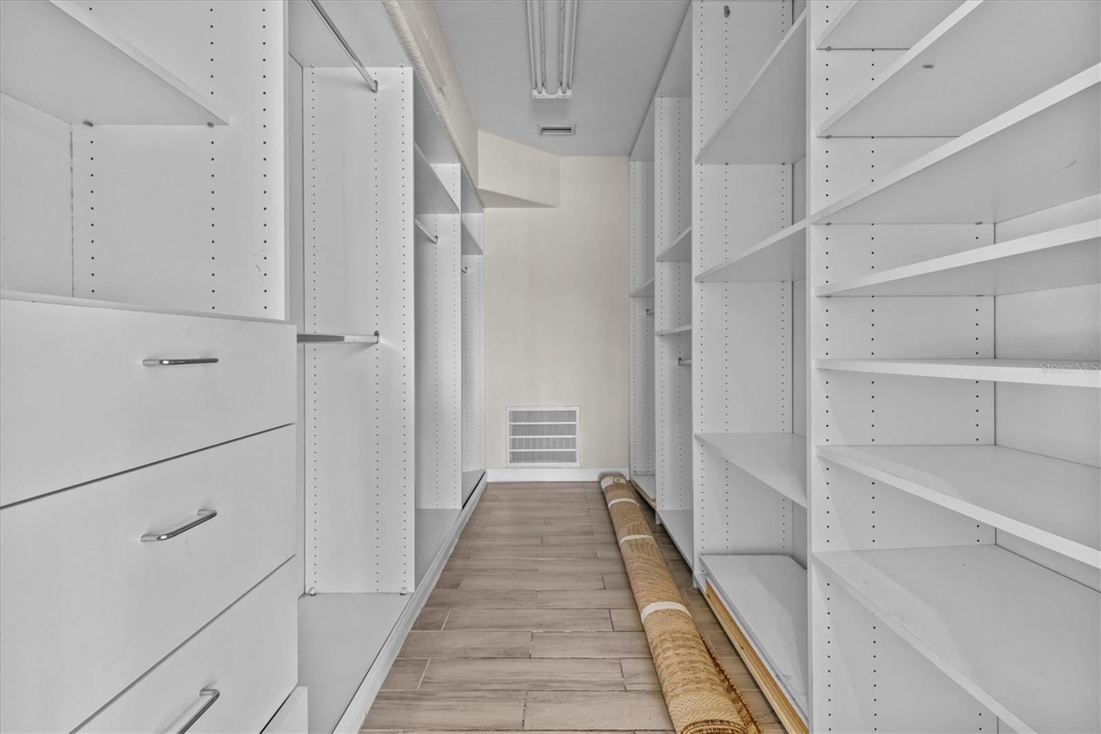 Image 58 of 82 For 1520 Jade Lane