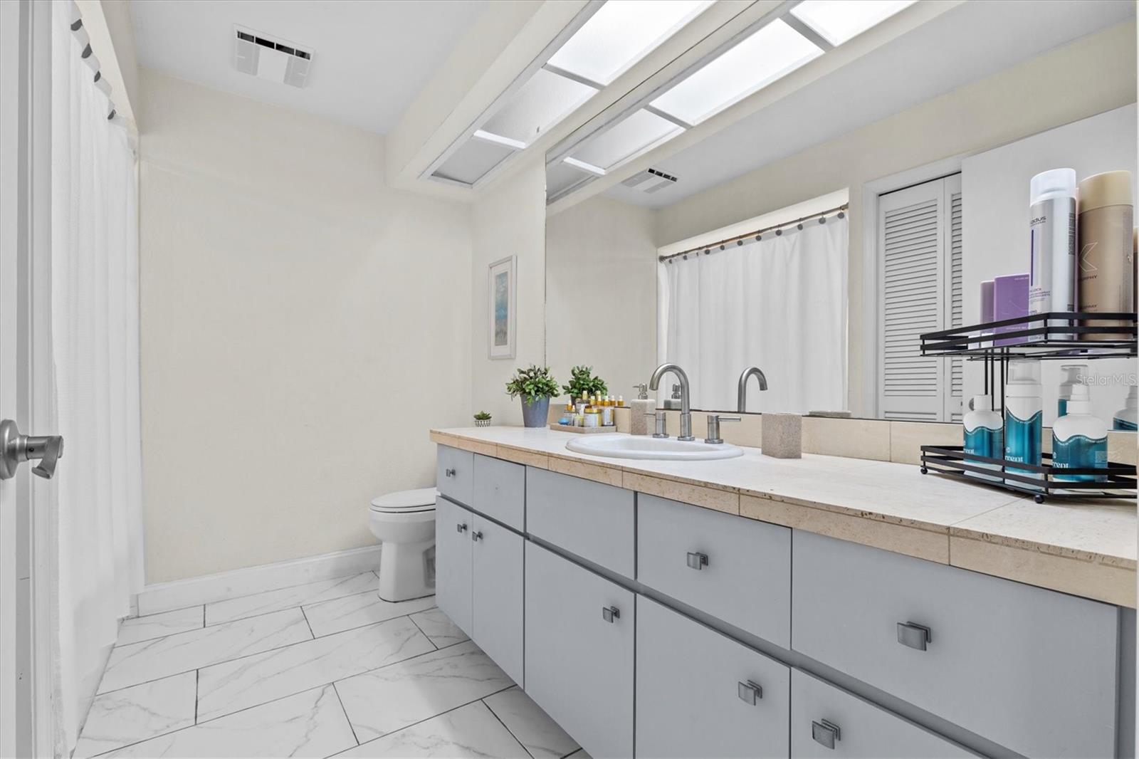 Image 63 of 82 For 1520 Jade Lane