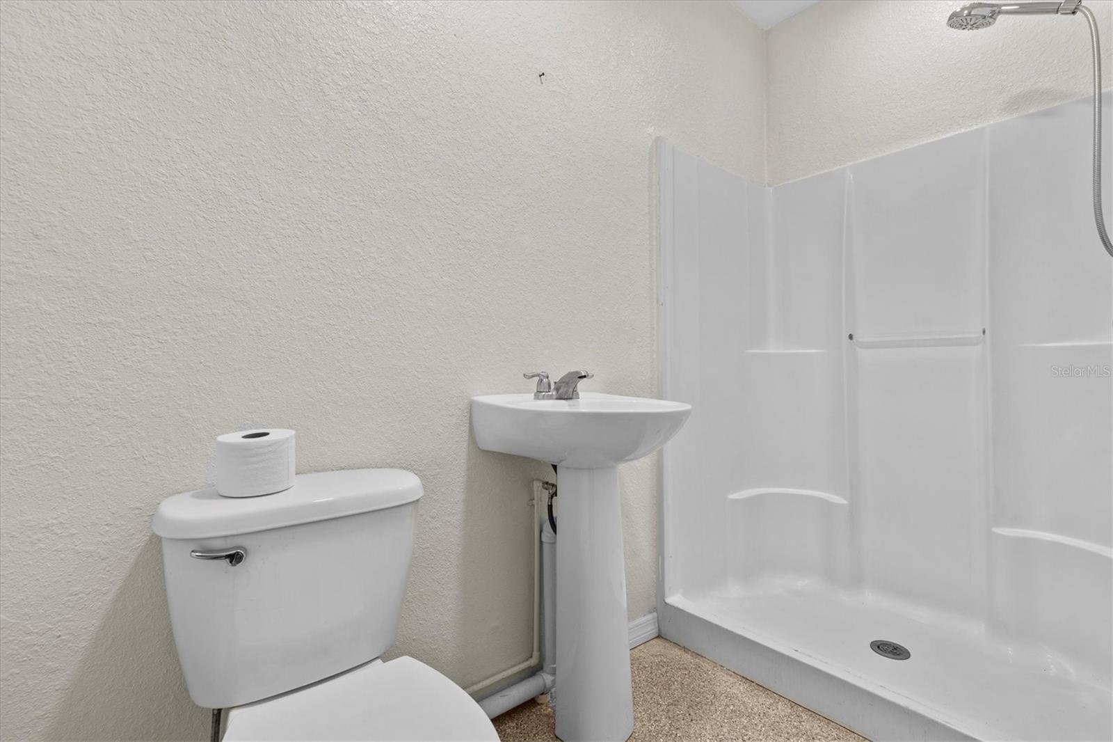 Image 67 of 82 For 1520 Jade Lane