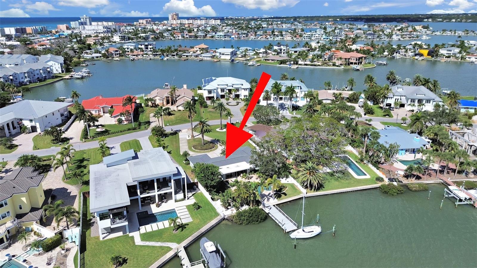 Listing photo id 51 for 339 Bath Club Boulevard S
