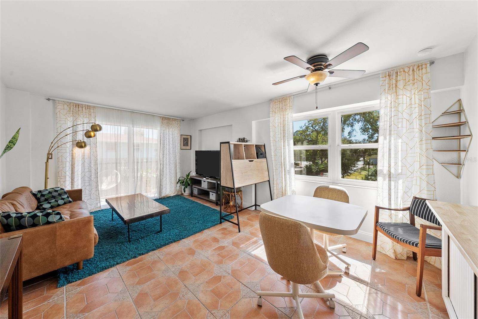 Image 2 of 36 For 750 Burlington Avenue N 1h