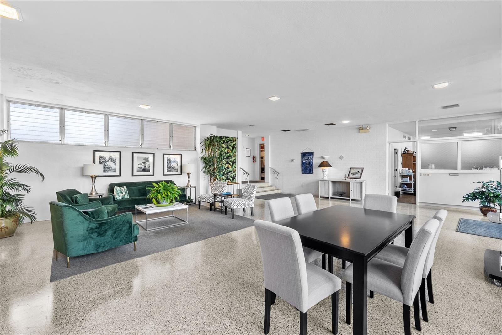 Image 30 of 36 For 750 Burlington Avenue N 1h