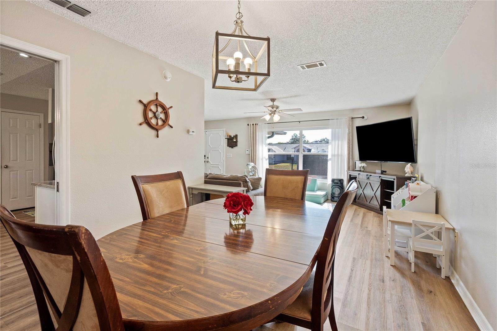 Image 8 of 33 For 13517 Coronado Drive