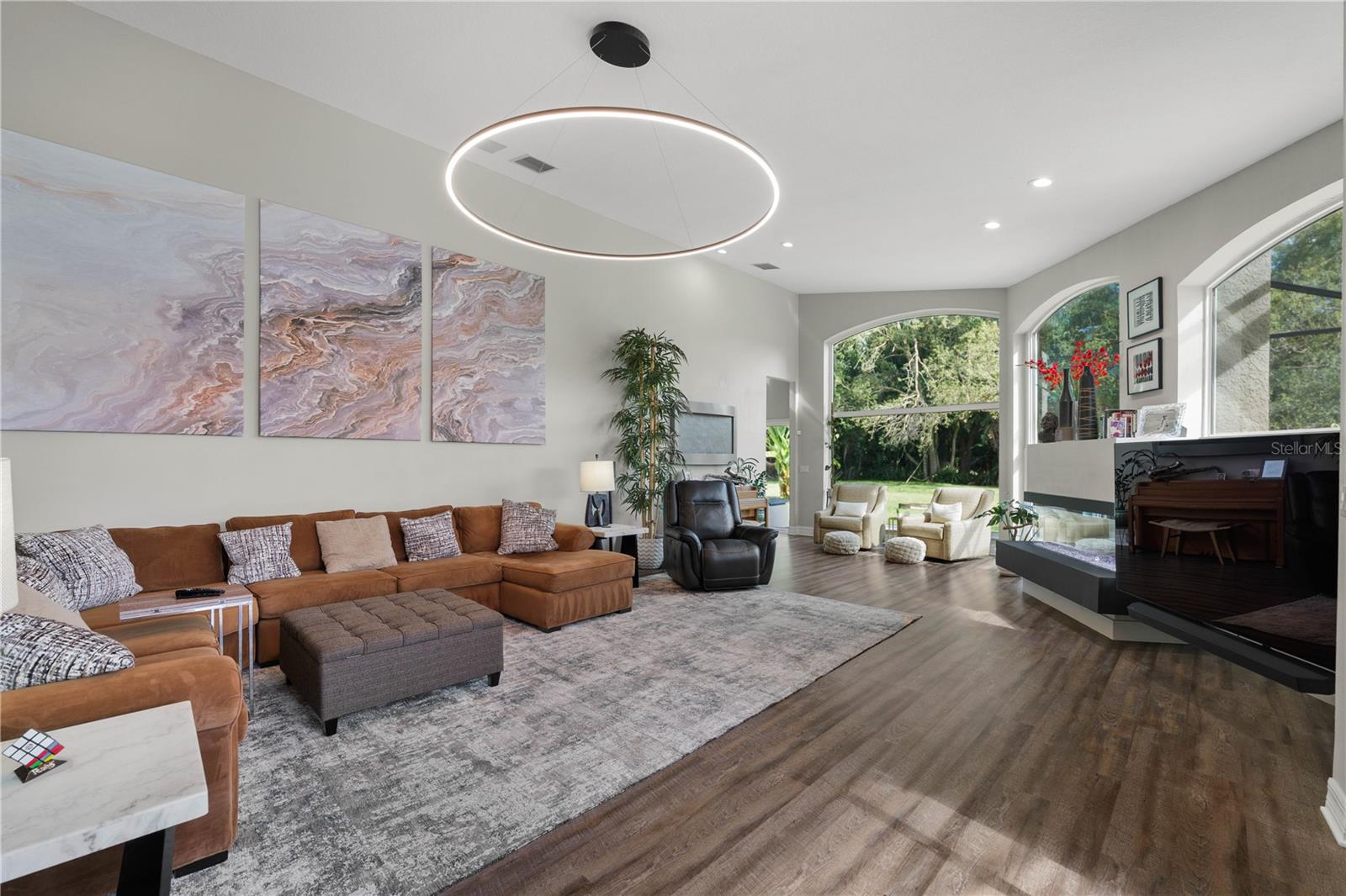 Image 18 of 84 For 2151 Diamond Court