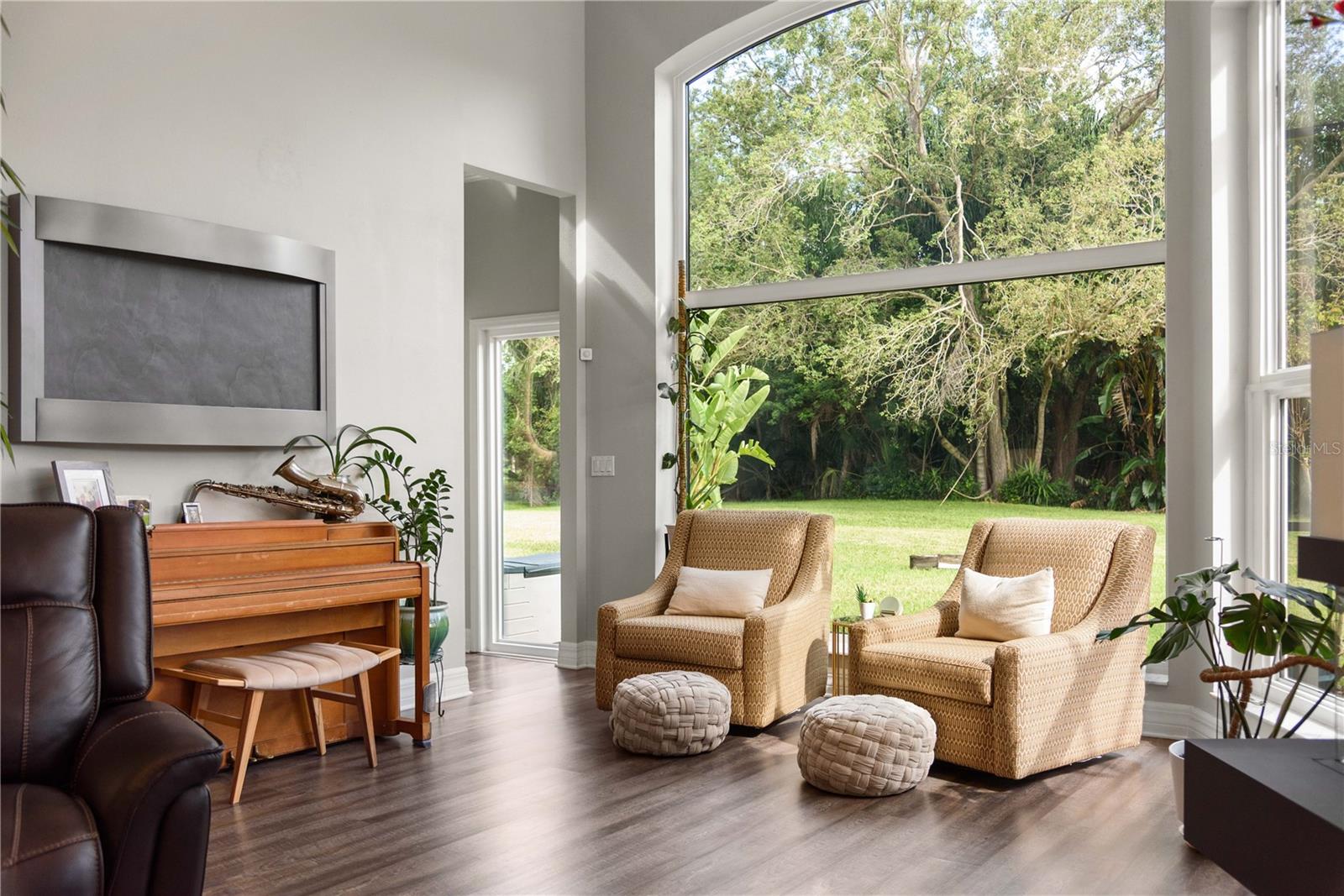 Image 21 of 84 For 2151 Diamond Court