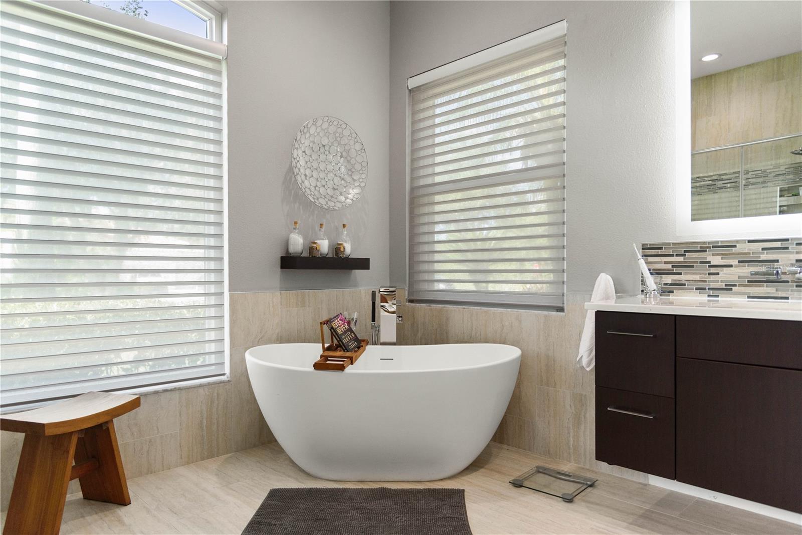 Image 31 of 84 For 2151 Diamond Court