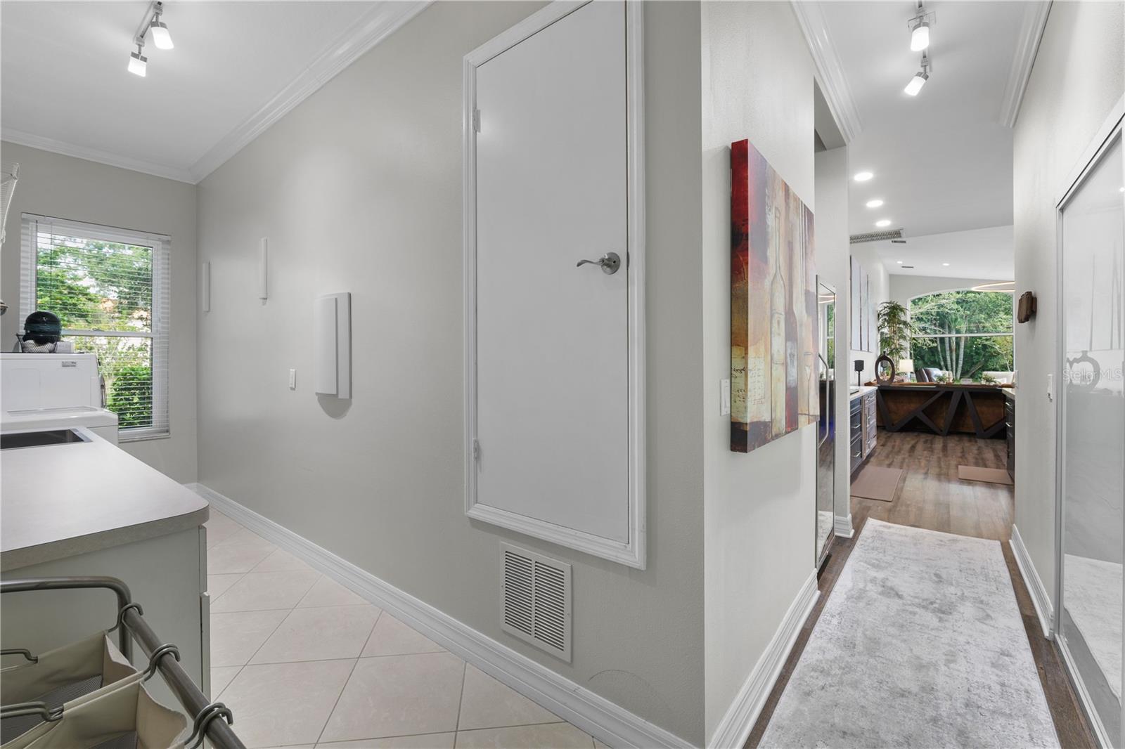 Image 43 of 84 For 2151 Diamond Court