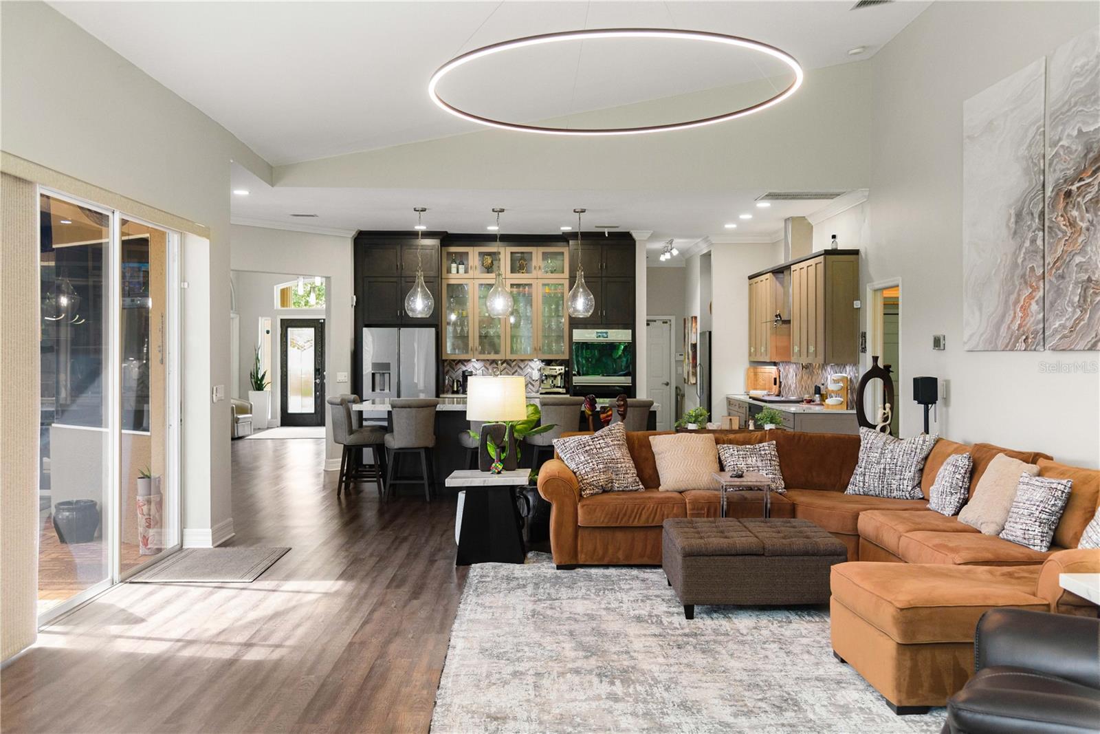 Image 8 of 84 For 2151 Diamond Court