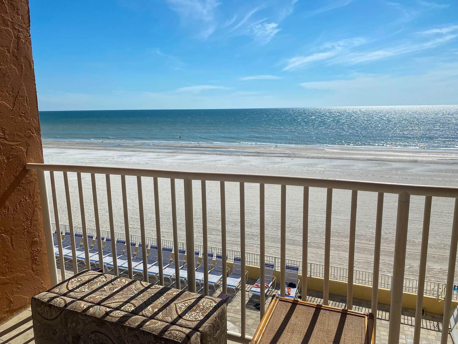 Image 9 of 27 For 18610 Gulf Boulevard 203