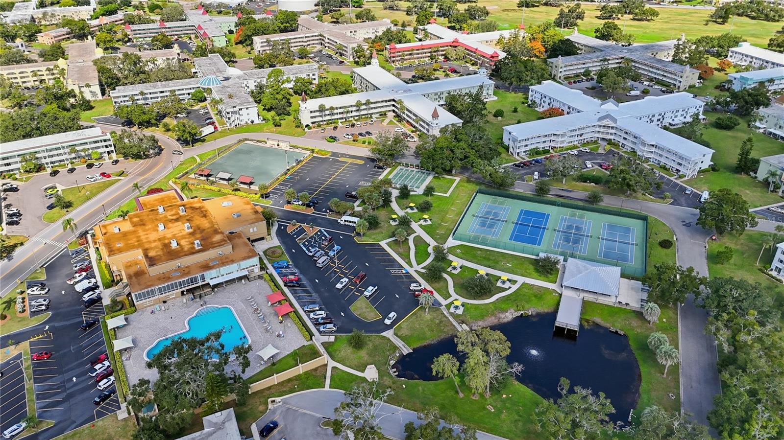 Image 21 of 22 For 2428 Columbia Drive 54