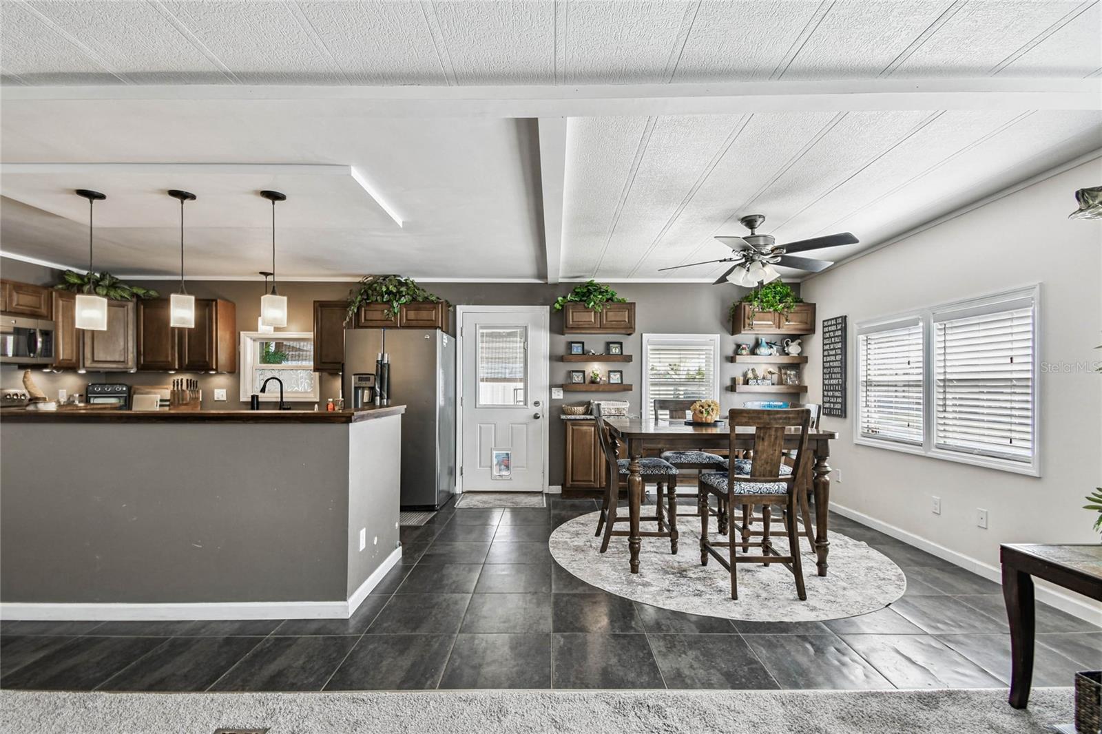 Image 25 of 69 For 209 52nd Avenue Plaza E