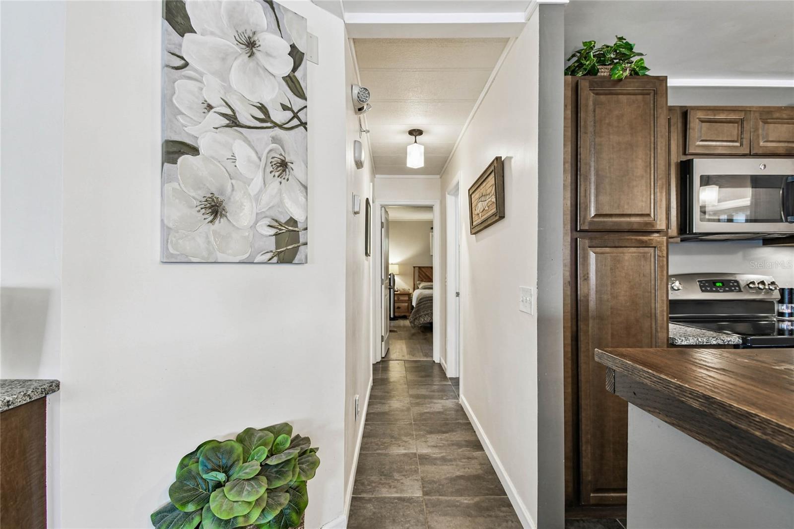 Image 28 of 69 For 209 52nd Avenue Plaza E