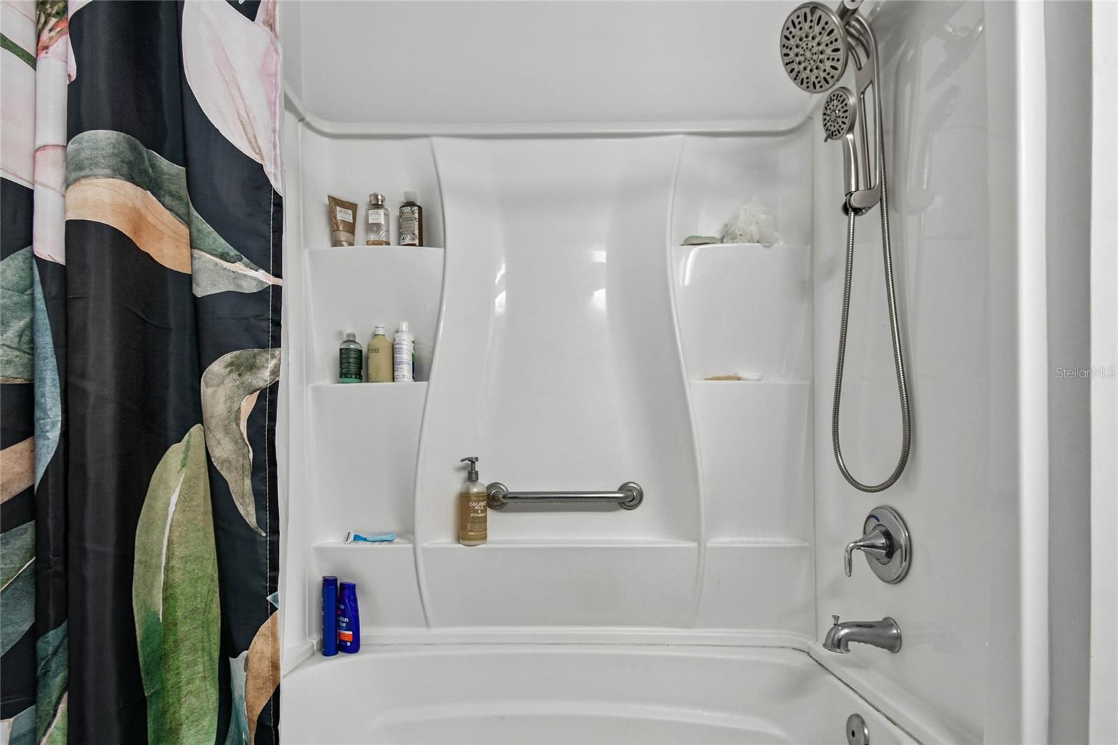 Image 31 of 69 For 209 52nd Avenue Plaza E