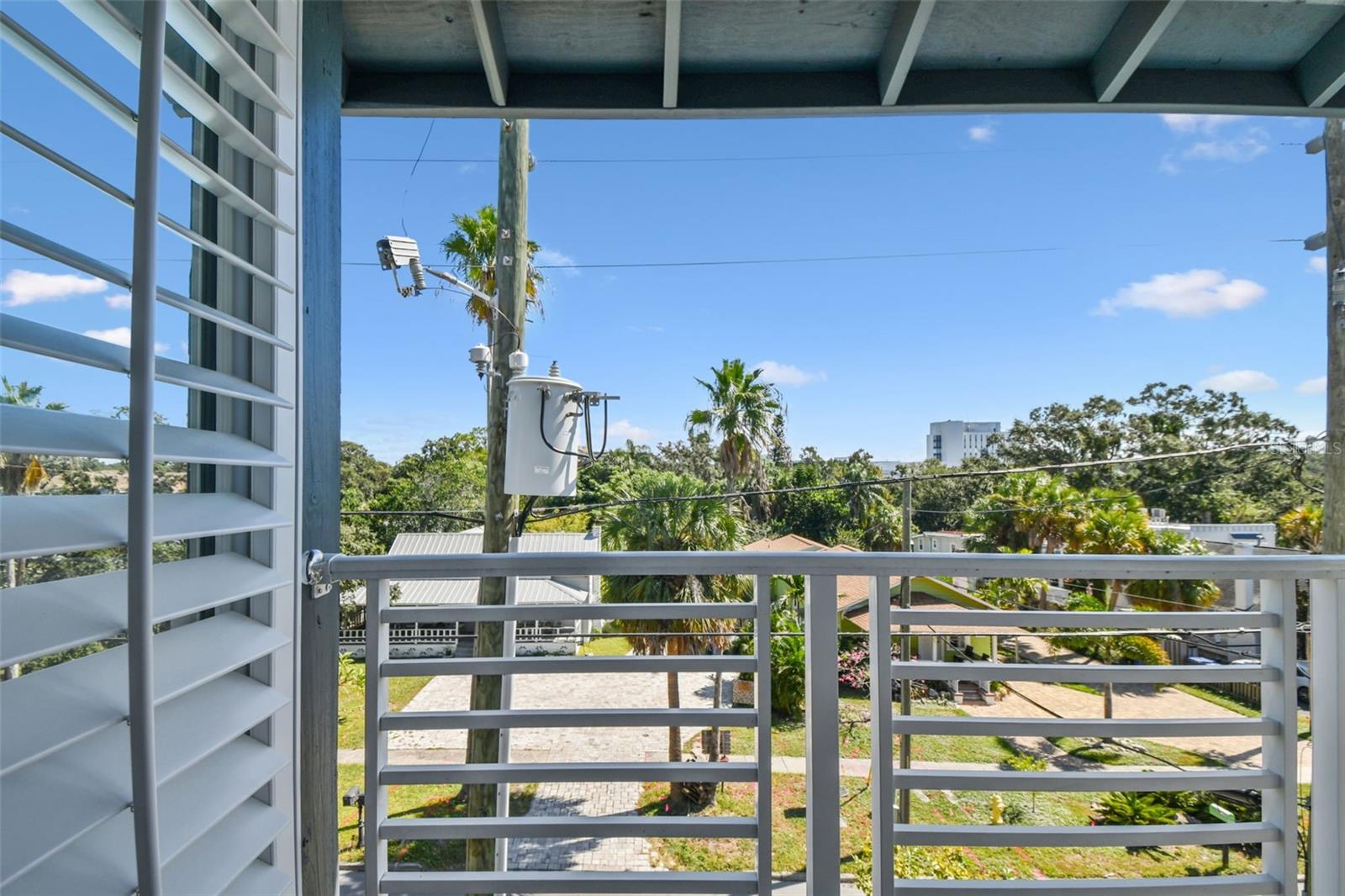 Image 42 of 44 For 946 Highland Avenue 10