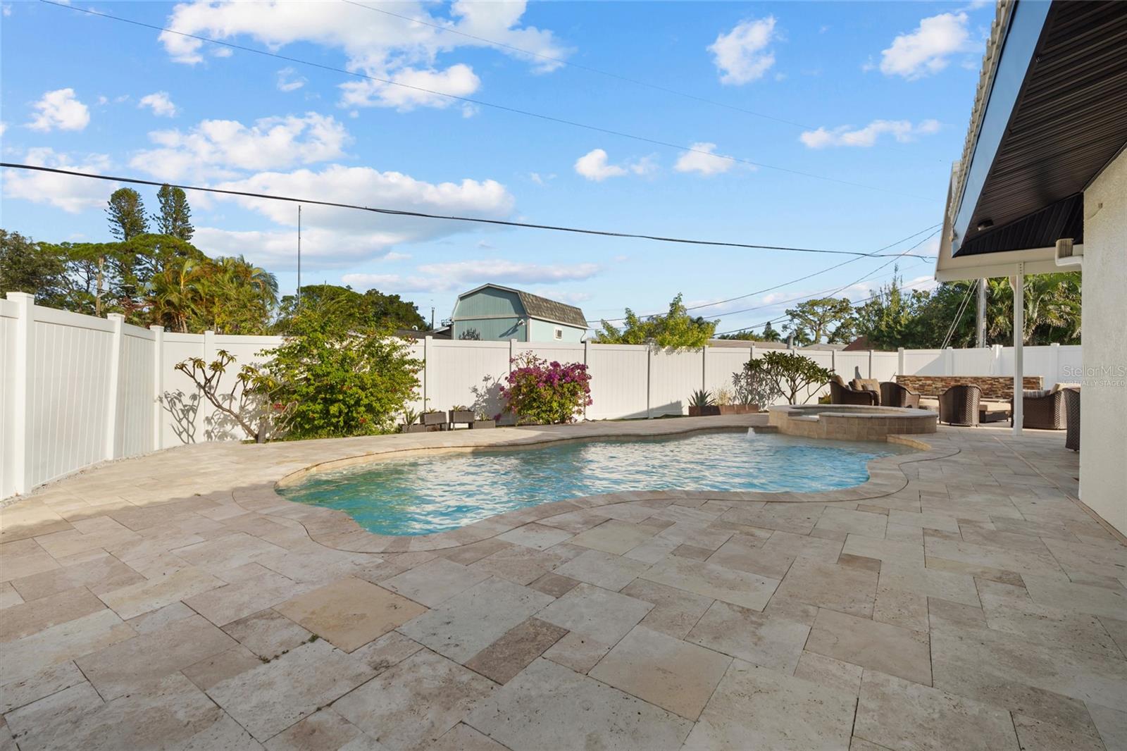 Image 2 of 40 For 4681 Shore Acres Boulevard Ne