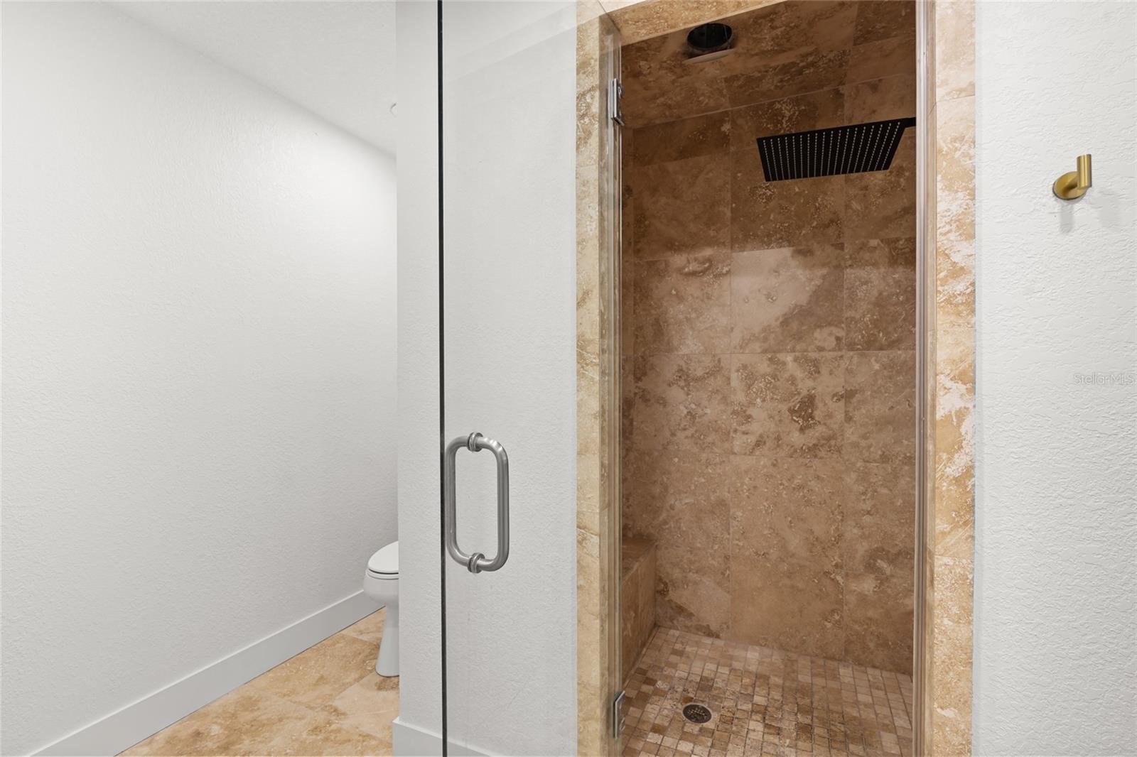 Image 20 of 40 For 4681 Shore Acres Boulevard Ne