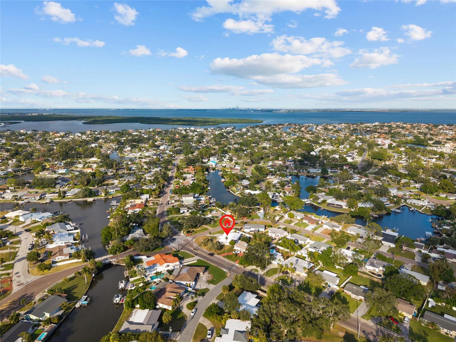 Image 38 of 40 For 4681 Shore Acres Boulevard Ne