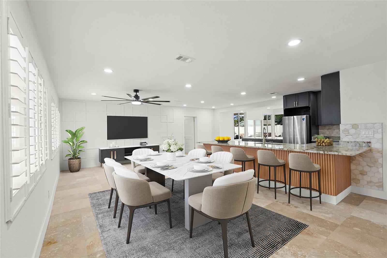 Image 4 of 40 For 4681 Shore Acres Boulevard Ne