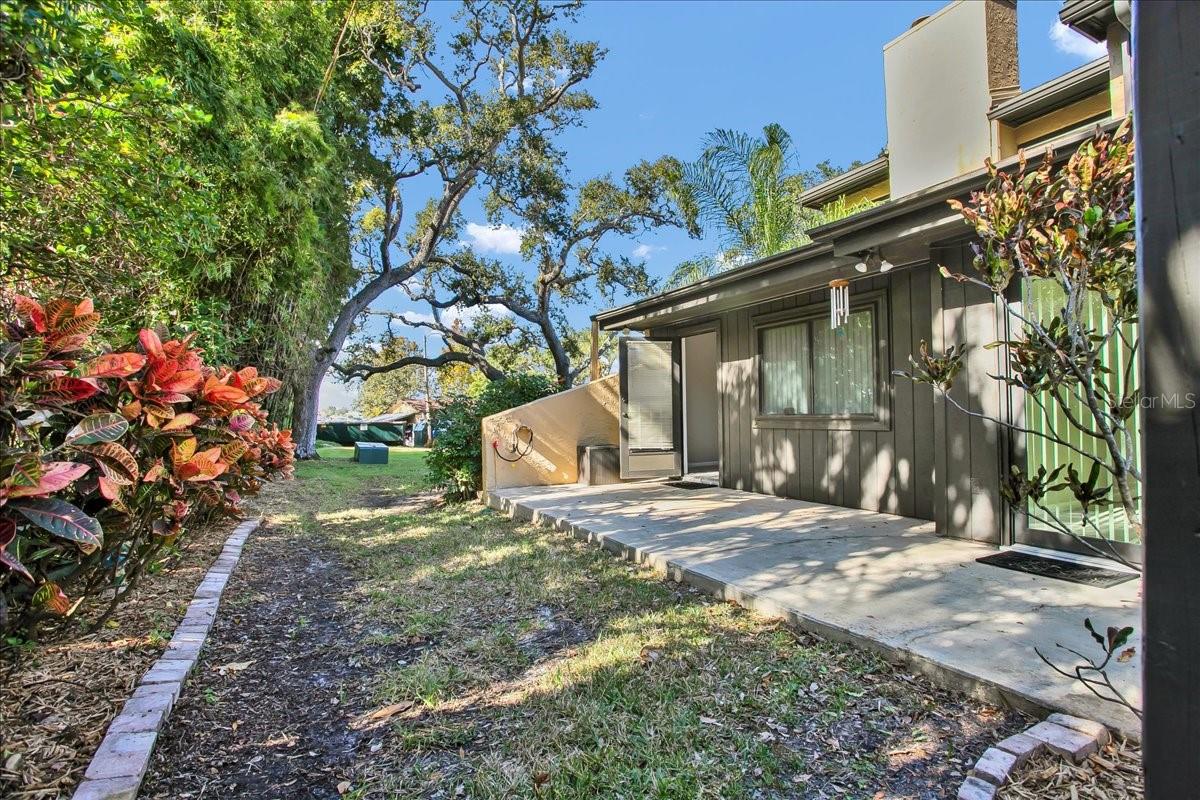 Image 20 of 62 For 13300 Indian Rocks Road 103