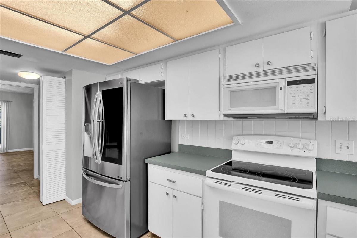 Image 25 of 62 For 13300 Indian Rocks Road 103