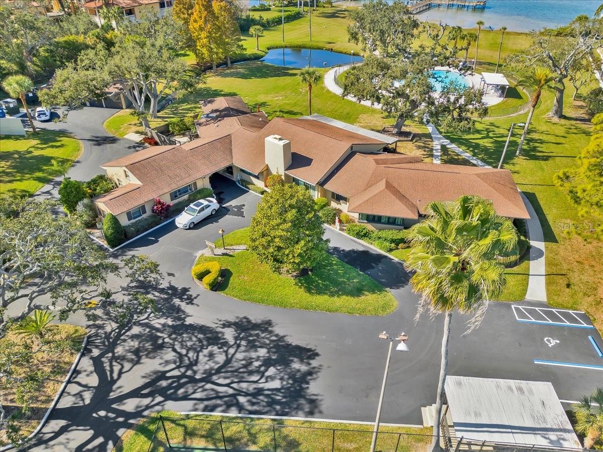 Image 50 of 62 For 13300 Indian Rocks Road 103