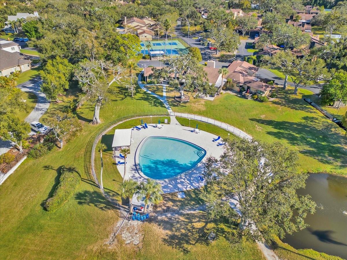 Image 52 of 62 For 13300 Indian Rocks Road 103