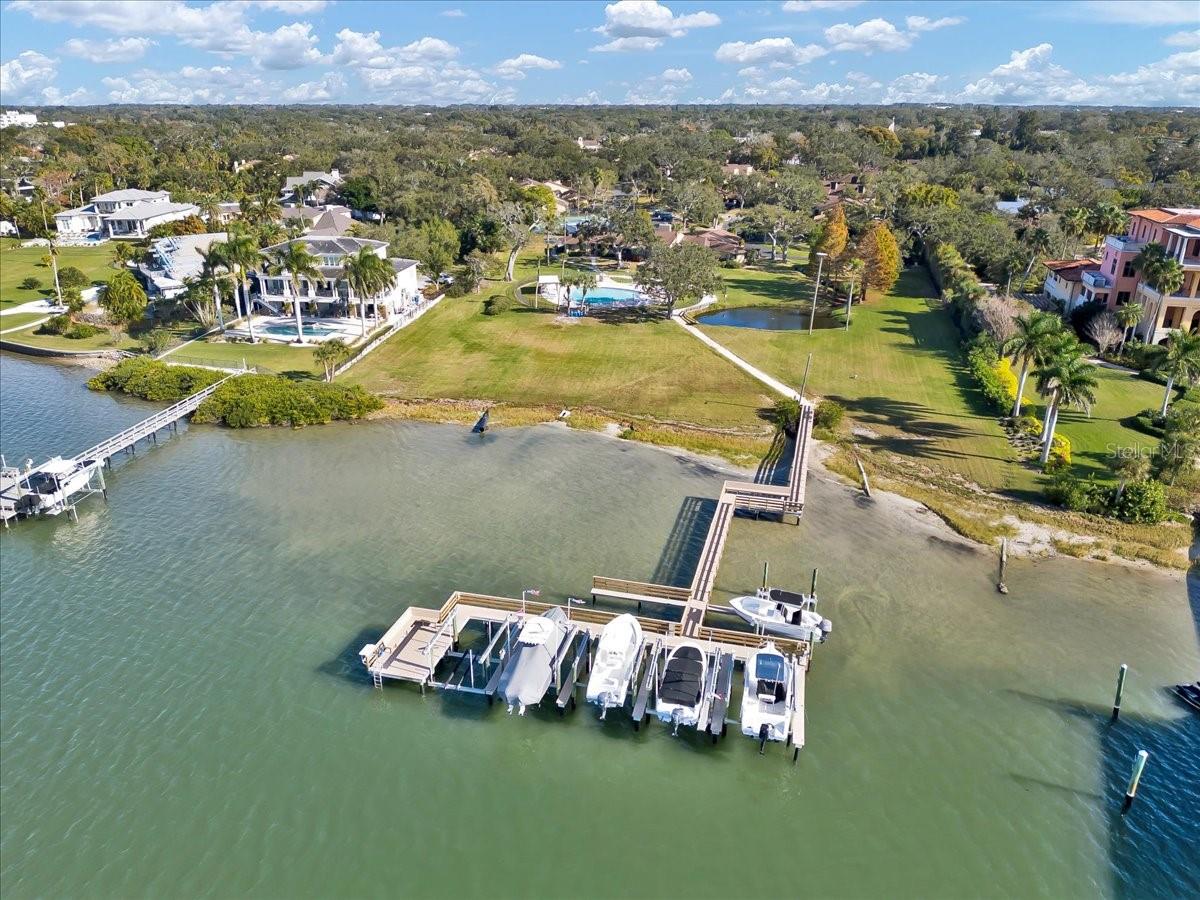 Image 53 of 62 For 13300 Indian Rocks Road 103