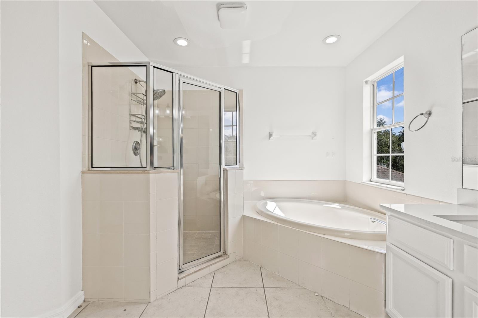 Image 36 of 55 For 8212 Cypress Breeze Way