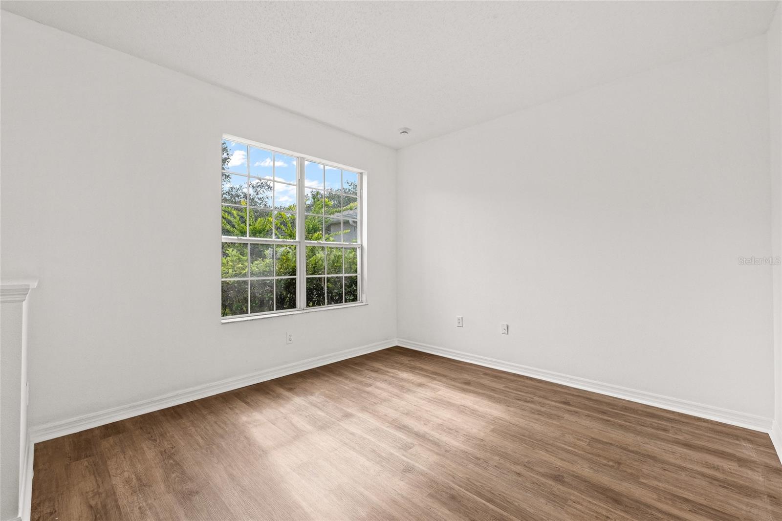 Image 5 of 55 For 8212 Cypress Breeze Way