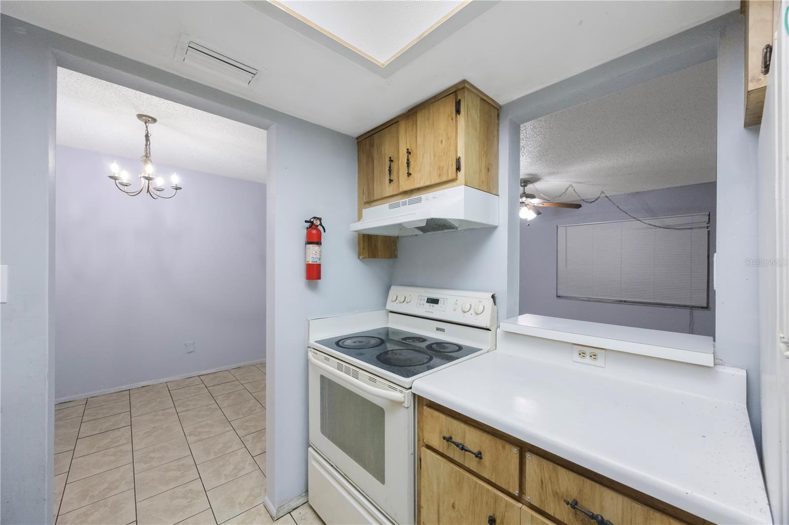 Image 19 of 19 For 1132 Auburn Street