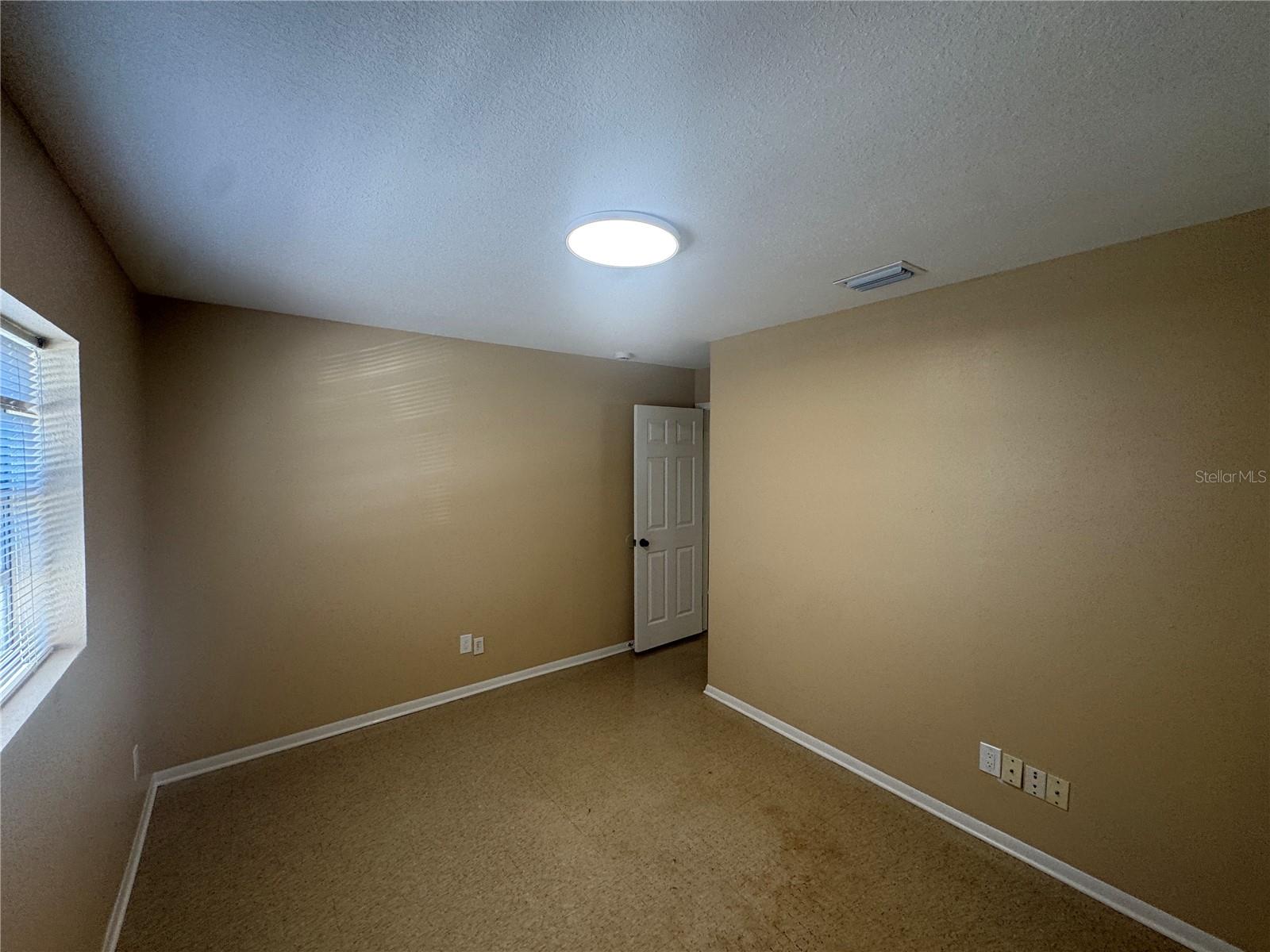 Image 15 of 16 For 5222 Bogdonoff  A