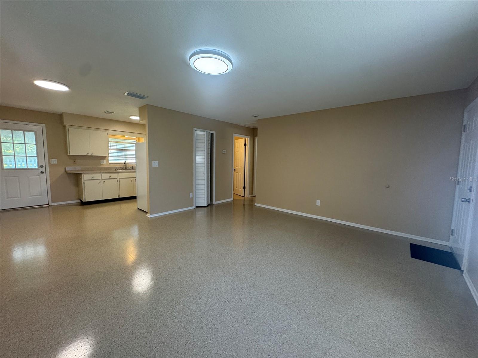 Image 4 of 16 For 5222 Bogdonoff  A