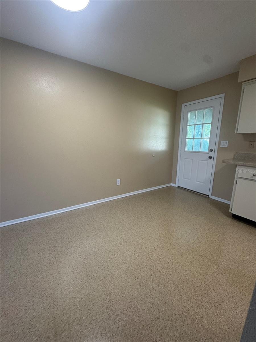 Image 8 of 16 For 5222 Bogdonoff  A