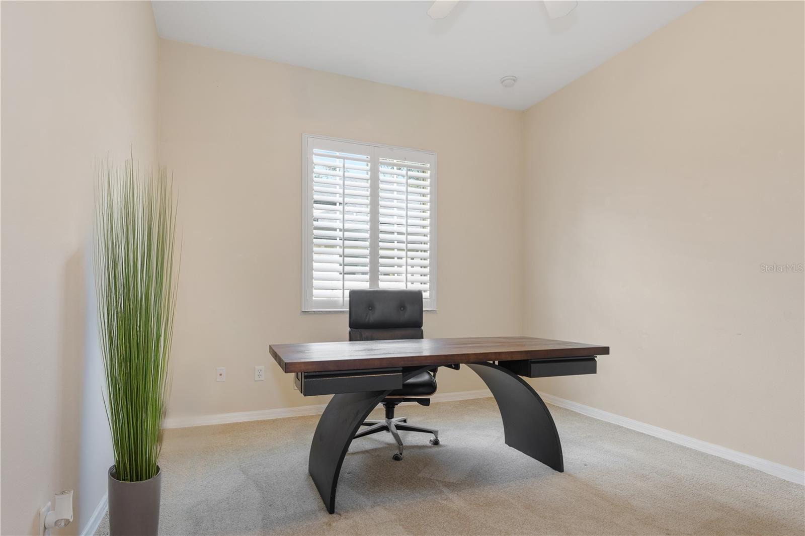 Image 39 of 46 For 15 Old Oak Drive N