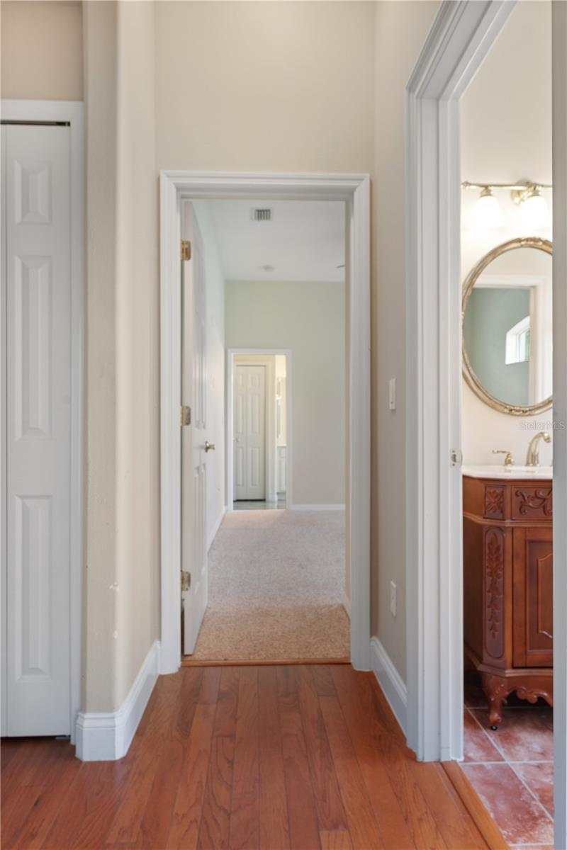 Image 42 of 46 For 15 Old Oak Drive N